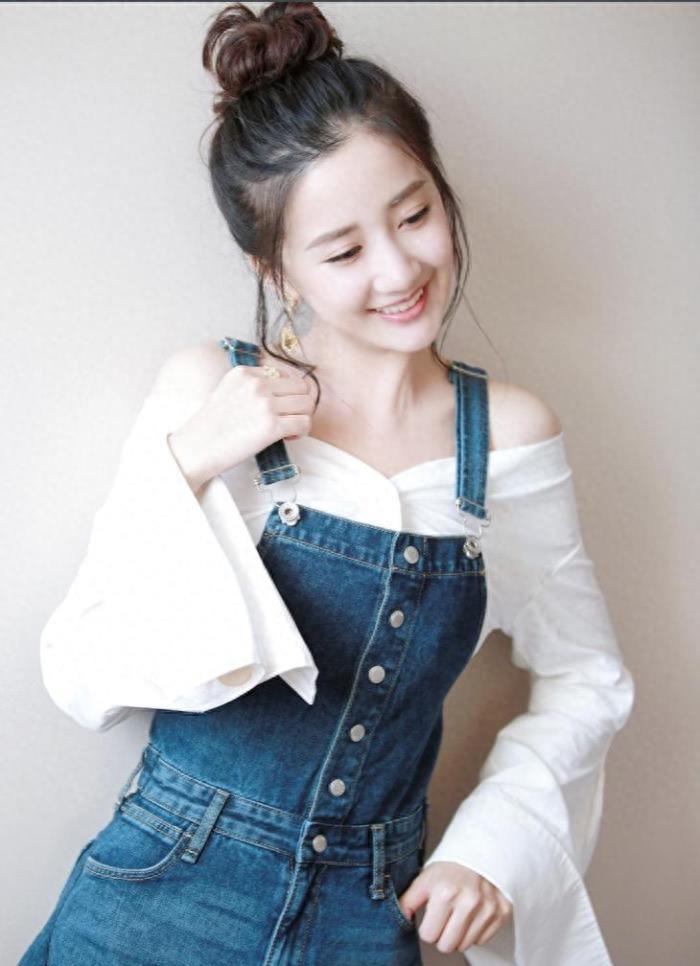 《新倚天屠龙记》殷素素的扮演者陈欣予，原来可以这么美！！！