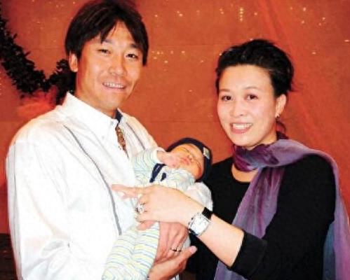 那英50岁富豪老公孟桐近照曝光,背景神秘身家巨富却低调无比!