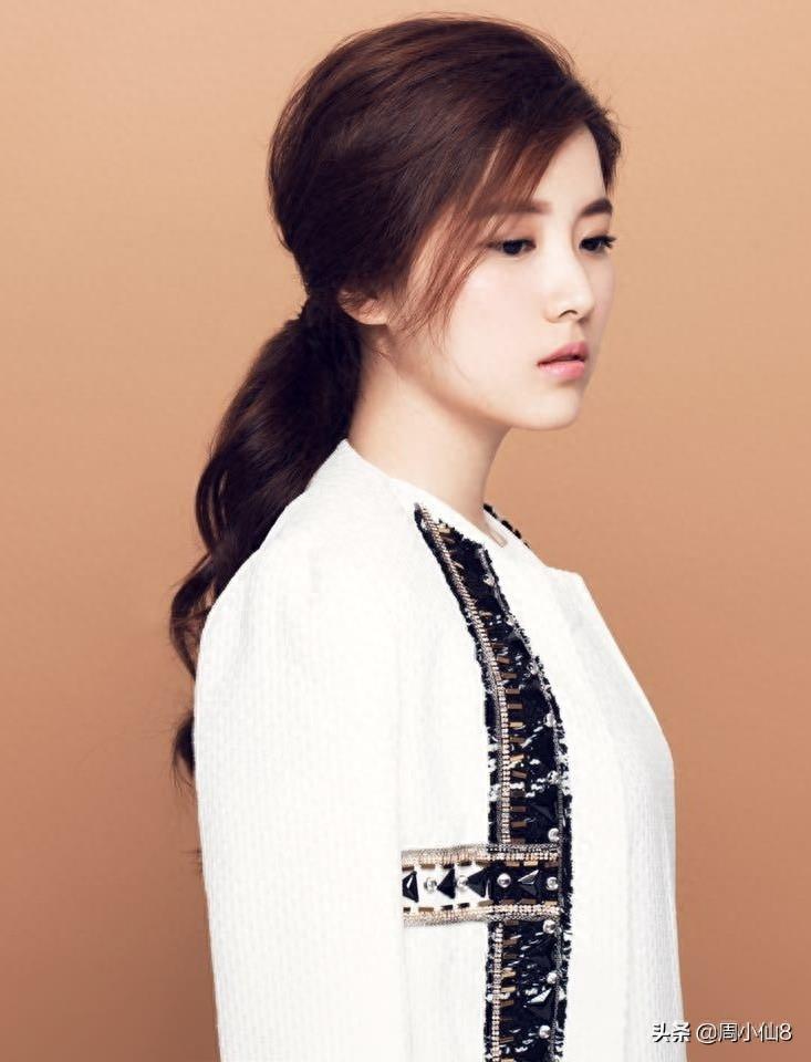 冯丽丽，影视女演员，被誉为“气质女神”