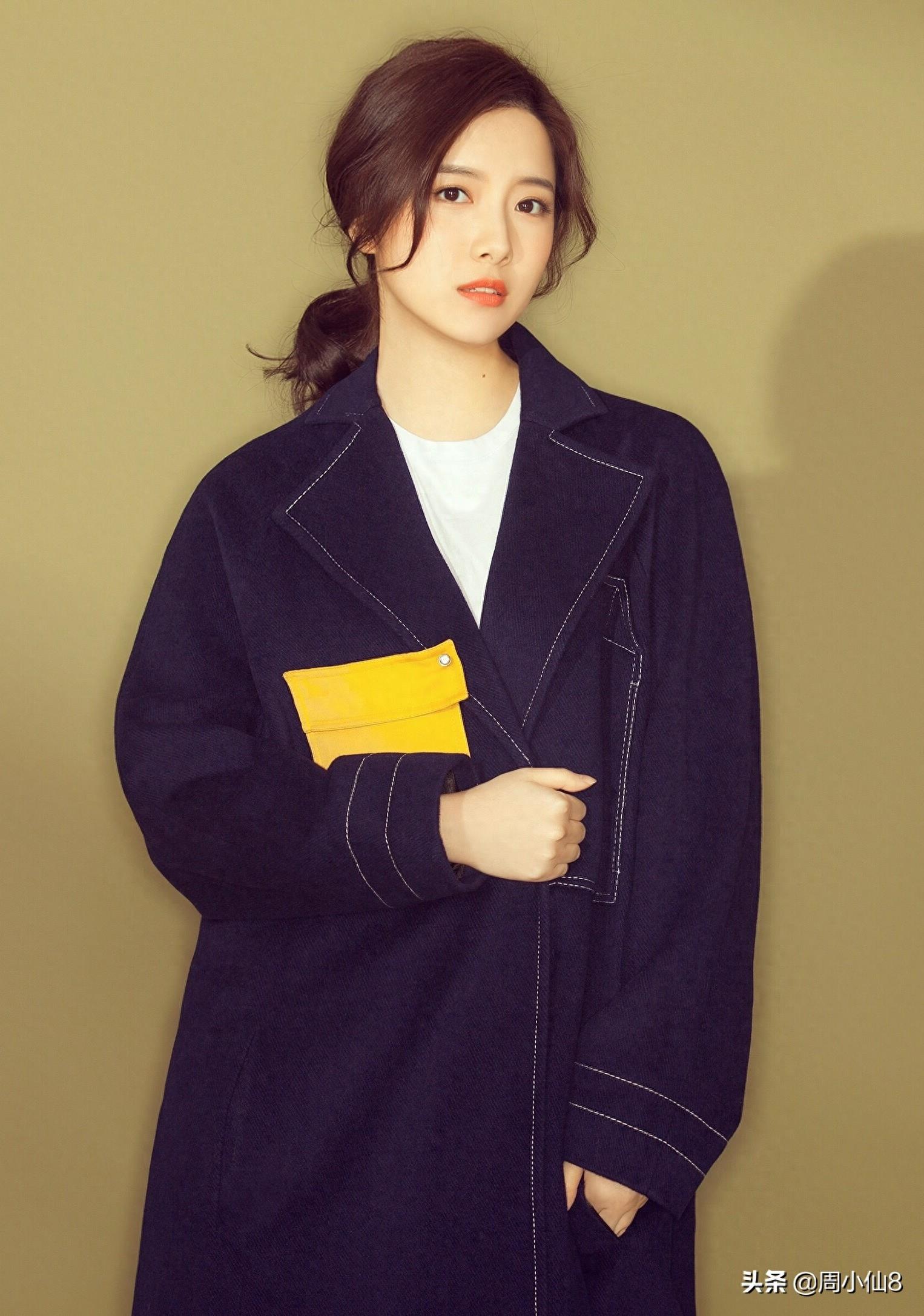 冯丽丽，影视女演员，被誉为“气质女神”